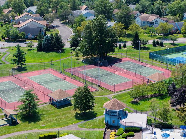 13 Benjamin Franklin Drive, Monroe, NJ 08831