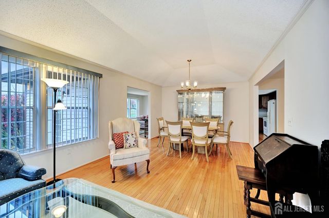 13 Benjamin Franklin Drive, Monroe, NJ 08831