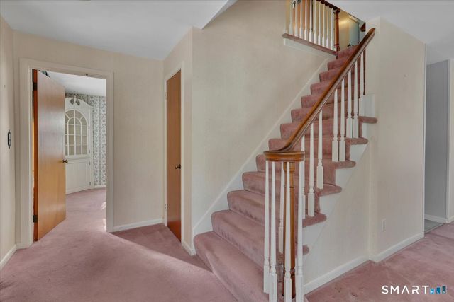 97 Arcellia Drive, Manchester, CT 06042