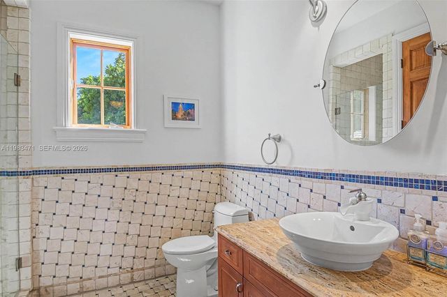 6075 SW 85th Avenue, Miami, FL 33143