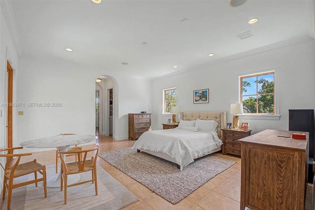 6075 SW 85th Avenue, Miami, FL 33143