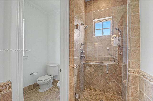 6075 SW 85th Avenue, Miami, FL 33143