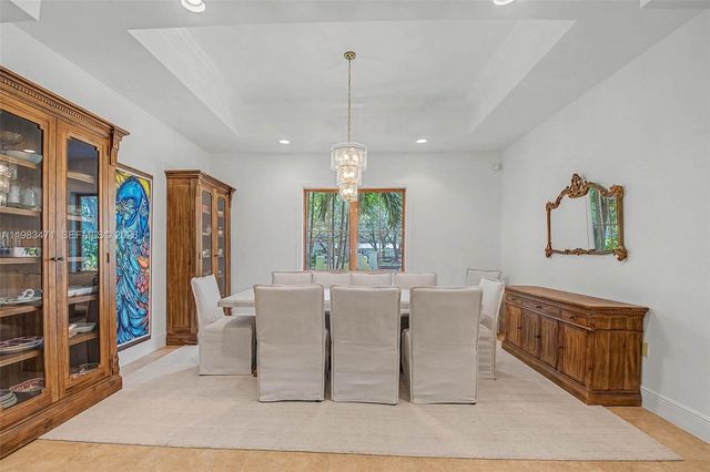 6075 SW 85th Avenue, Miami, FL 33143