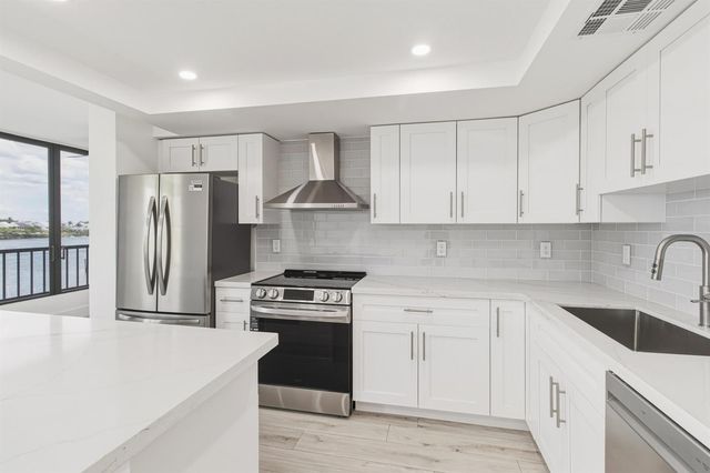 1748 Jupiter Cove Drive 319, Jupiter, FL 33469