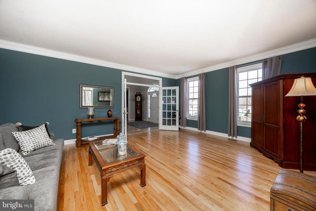 1021 MULBERRY ST, Chester Springs, PA 19425