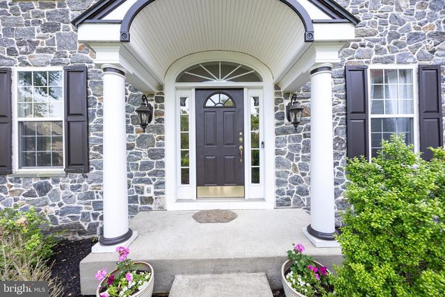 1021 MULBERRY ST, Chester Springs, PA 19425