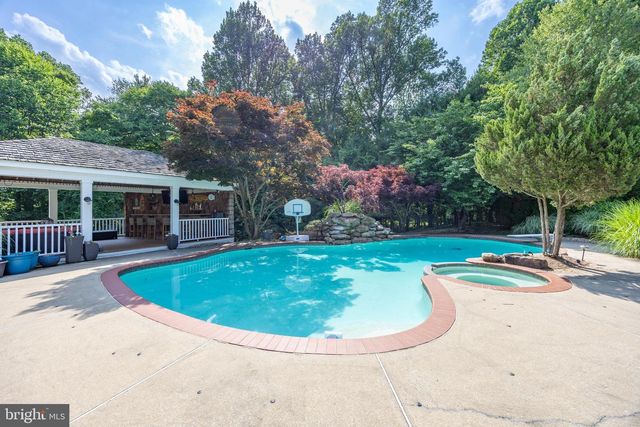 1021 MULBERRY ST, Chester Springs, PA 19425