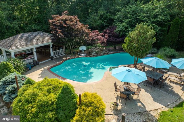1021 MULBERRY ST, Chester Springs, PA 19425