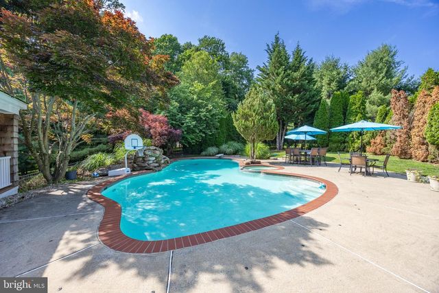 1021 MULBERRY ST, Chester Springs, PA 19425
