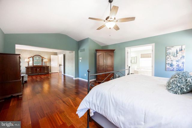 1021 MULBERRY ST, Chester Springs, PA 19425