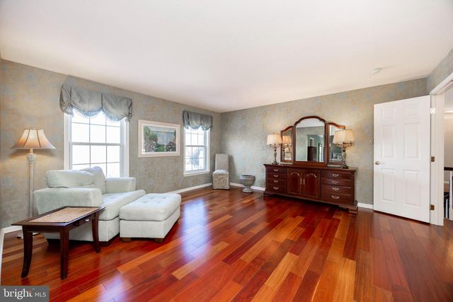 1021 MULBERRY ST, Chester Springs, PA 19425