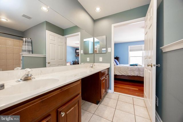 1021 MULBERRY ST, Chester Springs, PA 19425