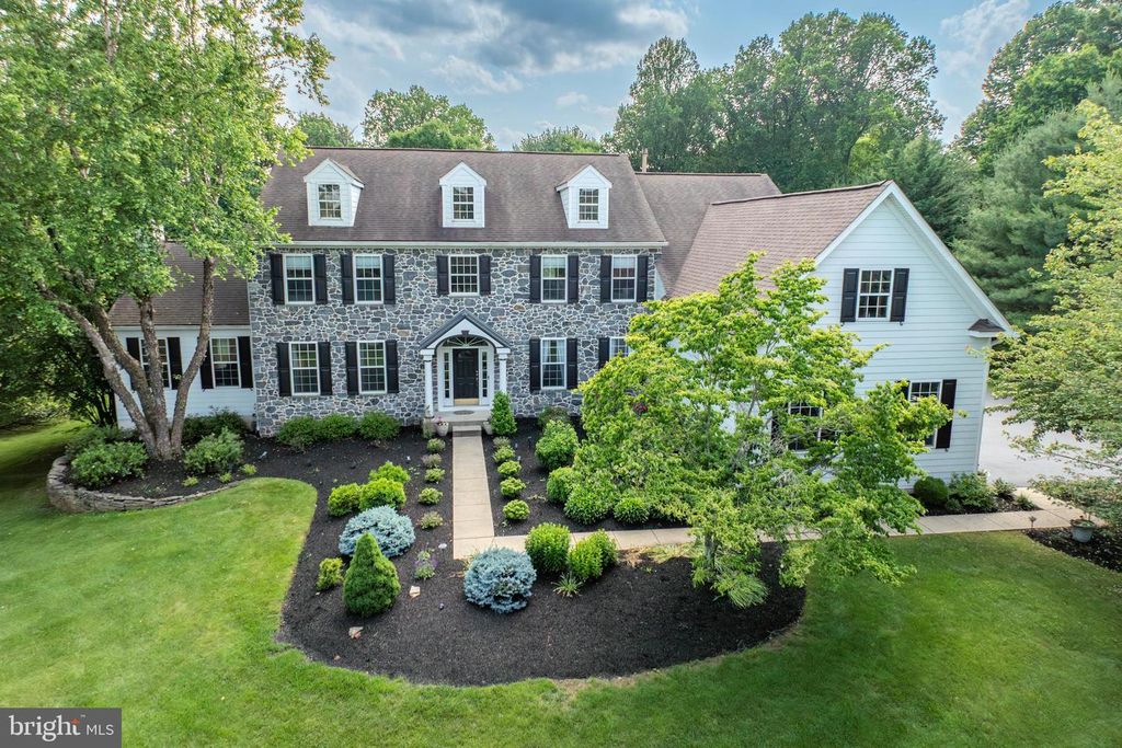 1021 MULBERRY ST, Chester Springs, PA 19425