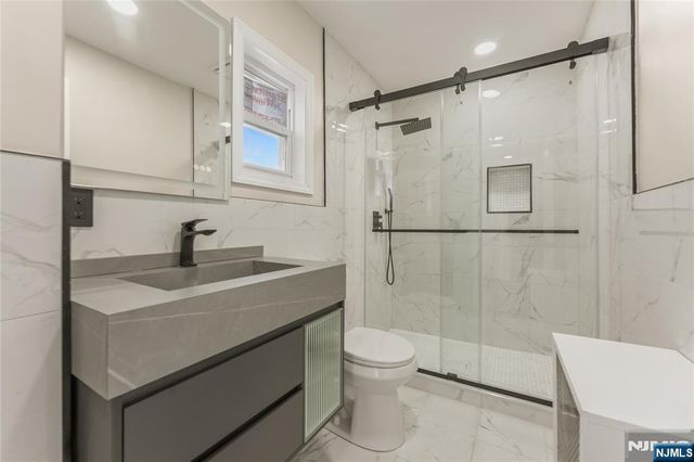 272 Burgess Place, Clifton, NJ 07011