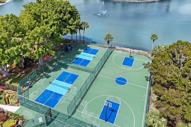 10732 Sea Cliff Circle, Boca Raton, FL 33498