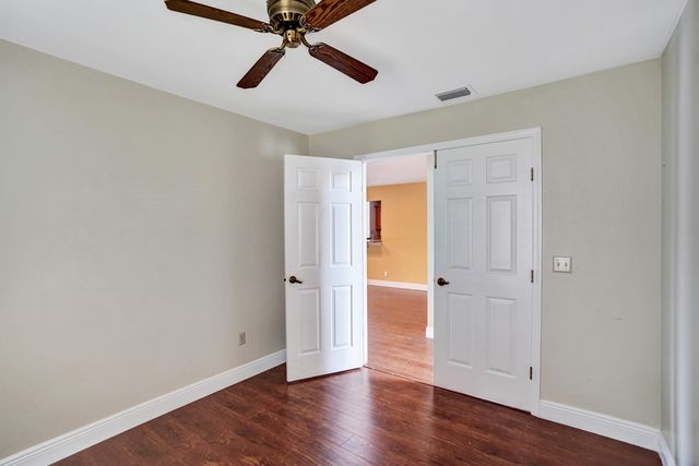 10732 Sea Cliff Circle, Boca Raton, FL 33498