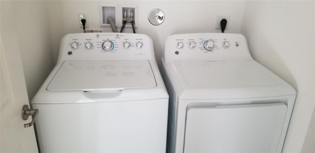 1741 NW 124th Place, Pembroke Pines, FL 33028