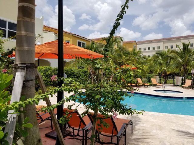 1741 NW 124th Place, Pembroke Pines, FL 33028