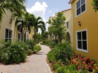 1741 NW 124th Place, Pembroke Pines, FL 33028