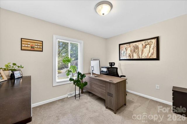 5907 Bluebonnet Road, Charlotte, NC 28212