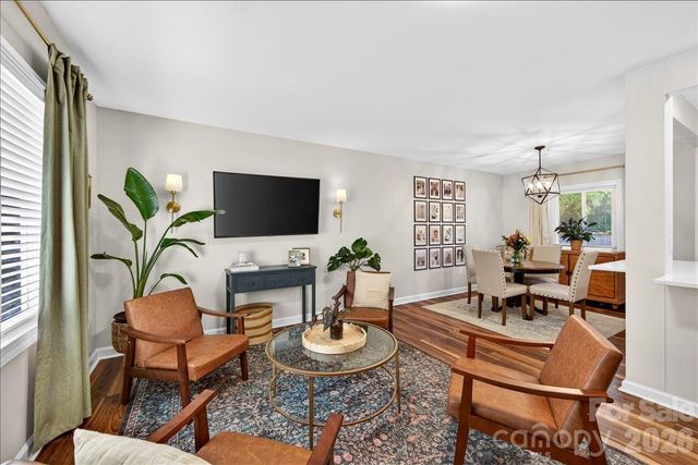5907 Bluebonnet Road, Charlotte, NC 28212