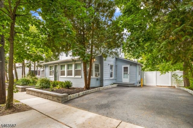 124 Jefferson St, Wanaque Boro, NJ 07420