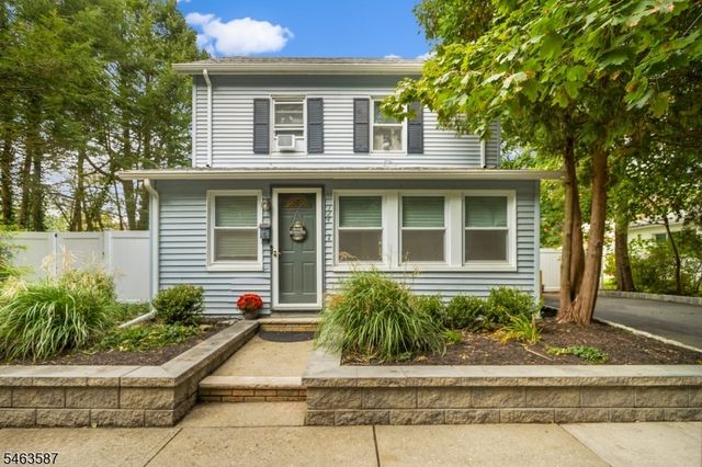 124 Jefferson St, Wanaque Boro, NJ 07420