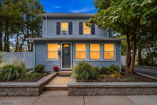 124 Jefferson St, Wanaque Boro, NJ 07420
