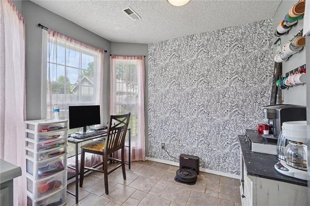 3028 W 30th Court, Lawrence, KS 66047
