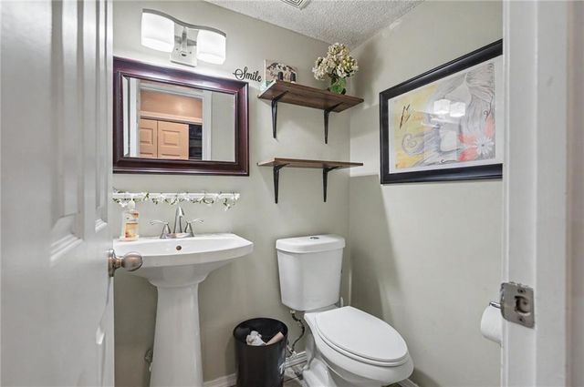 3028 W 30th Court, Lawrence, KS 66047