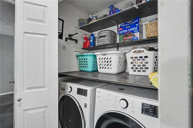 3028 W 30th Court, Lawrence, KS 66047