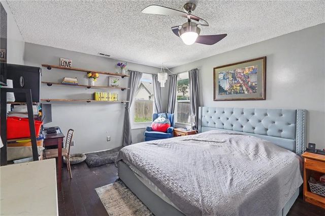 3028 W 30th Court, Lawrence, KS 66047