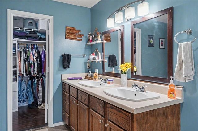 3028 W 30th Court, Lawrence, KS 66047