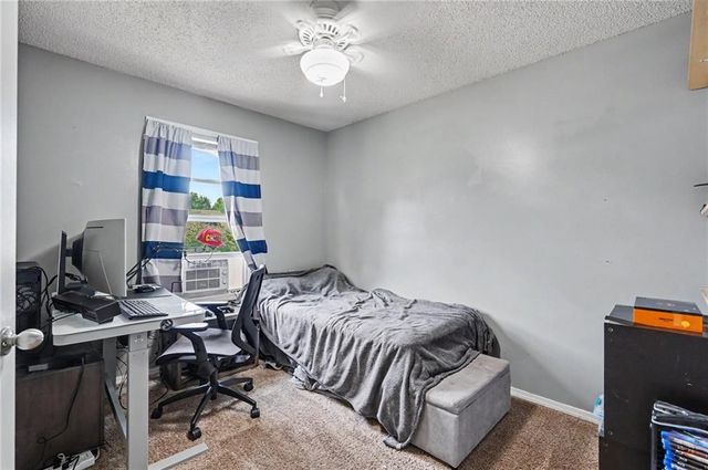3028 W 30th Court, Lawrence, KS 66047