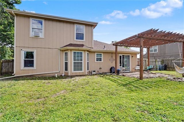 3028 W 30th Court, Lawrence, KS 66047