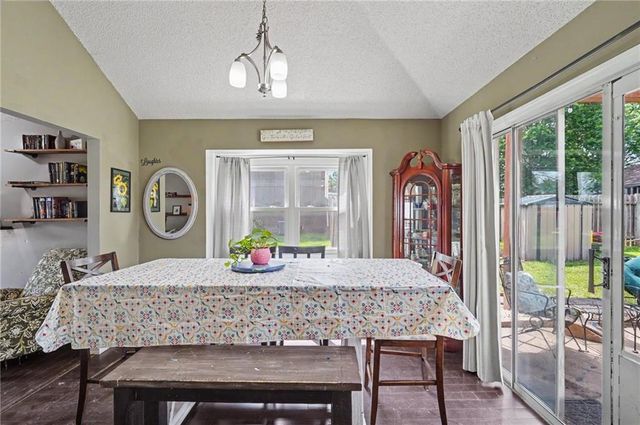 3028 W 30th Court, Lawrence, KS 66047