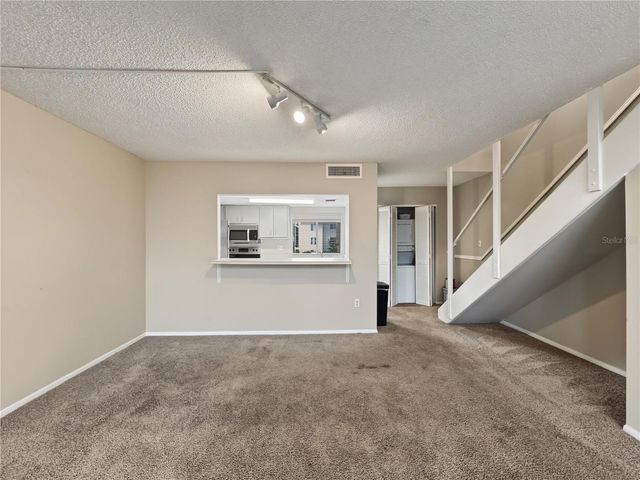 566 ORANGE DRIVE 43, Altamonte Springs, FL 32701