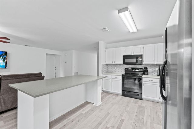 1288 Waterway Cove Drive, Wellington, FL 33414