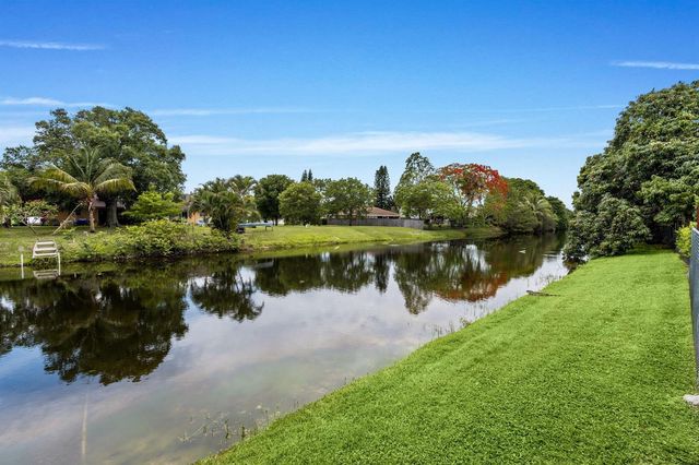 1288 Waterway Cove Drive, Wellington, FL 33414
