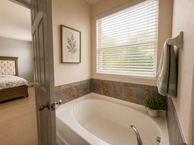 5169 DOVE TREE STREET, Orlando, FL 32811