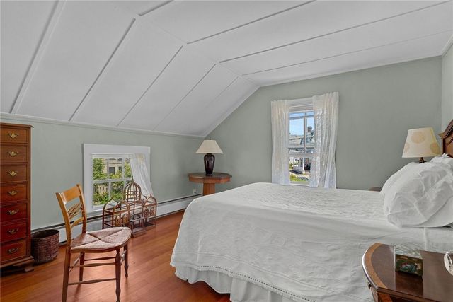 8 Sanford Street, Newport, RI 02840