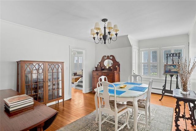 8 Sanford Street, Newport, RI 02840