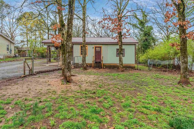 215 Taylor Road, Jacksonville, AR 72076