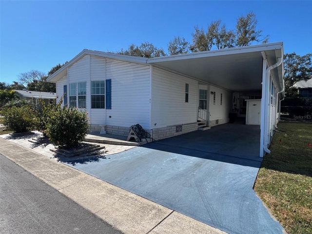 11300 124TH AVENUE 40, Largo, FL 33778