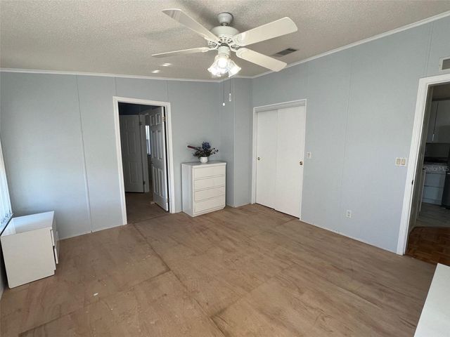 11300 124TH AVENUE 40, Largo, FL 33778