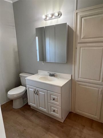 11300 124TH AVENUE 40, Largo, FL 33778