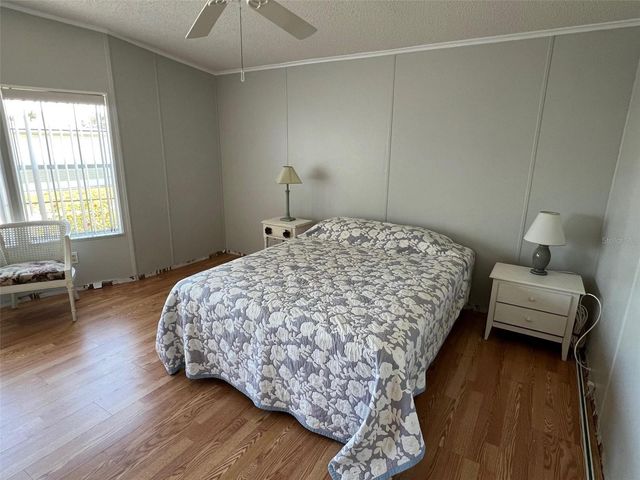 11300 124TH AVENUE 40, Largo, FL 33778