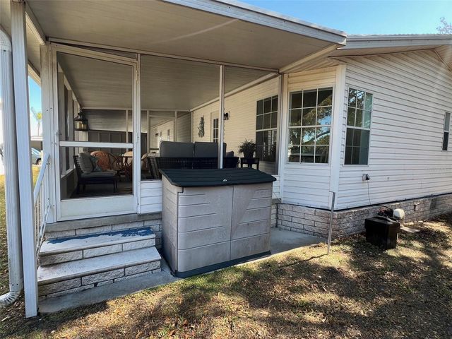 11300 124TH AVENUE 40, Largo, FL 33778