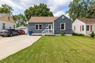 1428 E Tiffin Avenue, Des Moines, IA 50316