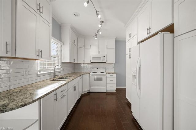 1154 Browns Run Drive, Kernersville, NC 27284